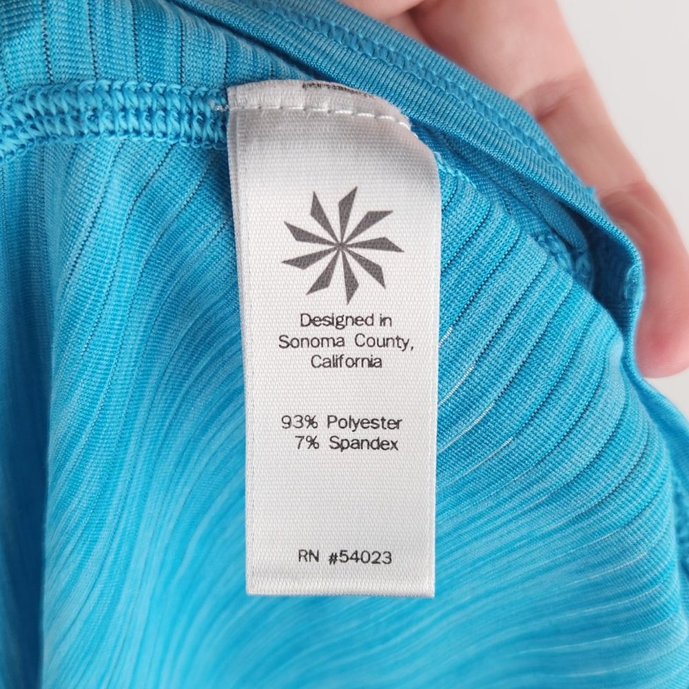 Athleta Blue Lightweight Mesh Athletic Racerback Tank Top sz S - Picture 5 of 6